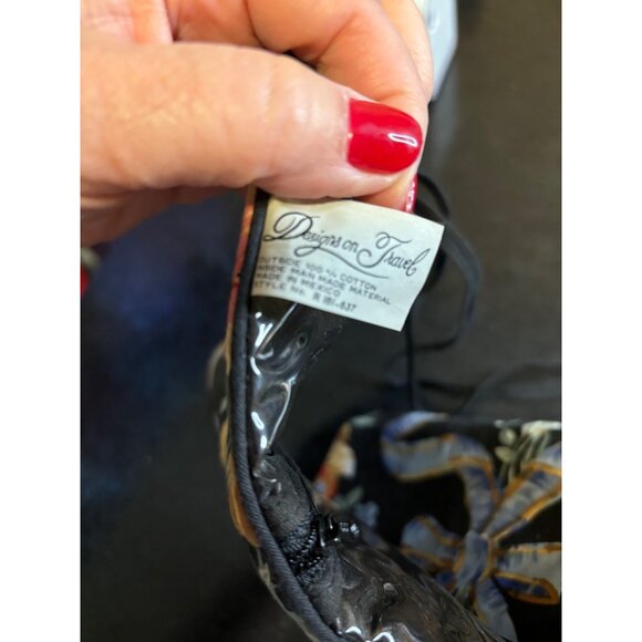 Designs on Travel Floral Tri Fold Travel Bag Pouch Make Up Toiletry Jewelry - Picture 5 of 5